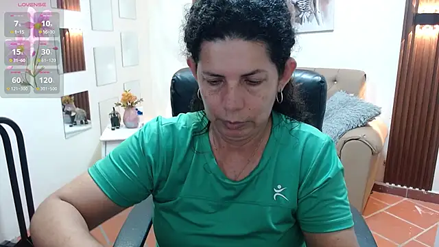 Snapshot of sila_bolum chatting on 05.13.26 sila bolum online show from 05.13.26