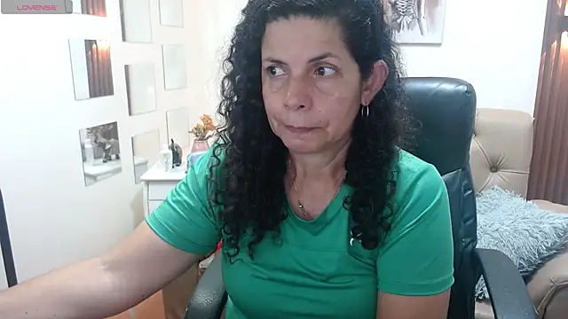 Snapshot of sila_bolum chatting on 05.15.26 sila bolum online show from 05.15.26