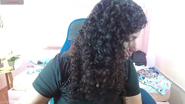 Snapshot of sila_bolum chatting on 06.03.26 sila bolum online show from 06.03.26