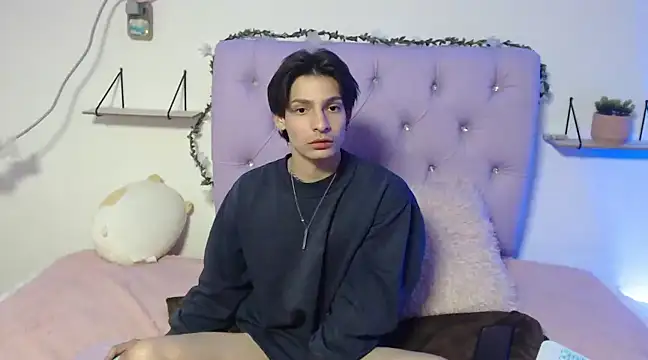 Apolo Hidalgo01 online show from 01.30.25