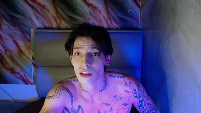 Apolo Hidalgo01 online show from 10.07.25