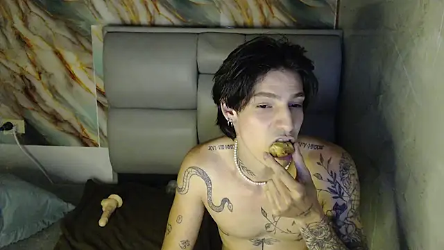 Apolo Hidalgo01 online show from 10.12.25