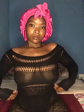 Snapshot of NunuBerry16 chatting on 01.12.25 NunuBerry16 online show from 01.12.25