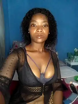 Snapshot of NunuBerry16 chatting on 01.24.25 NunuBerry16 online show from 01.24.25