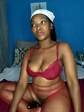 Snapshot of NunuBerry16 chatting on 01.30.25 NunuBerry16 online show from 01.30.25