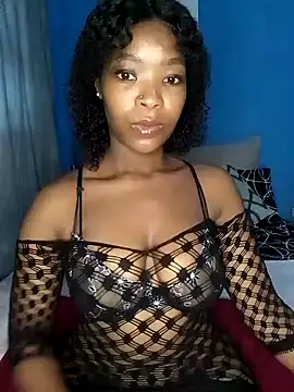 Snapshot of NunuBerry16 chatting on 02.07.25 NunuBerry16 online show from 02.07.25