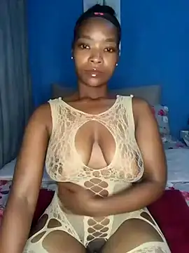 Snapshot of NunuBerry16 chatting on 02.19.25 NunuBerry16 online show from 02.19.25