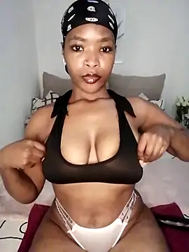 Snapshot of NunuBerry16 chatting on 09.23.25 NunuBerry16 online show from 09.23.25