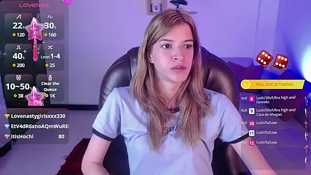 Snapshot of Nora_Vennucci chatting on 01.24.25 Nora Vennucci online show from 01.24.25