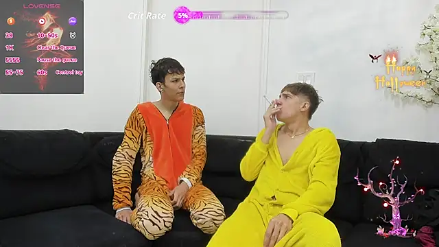 StrawwBoys online show from 10.19.25