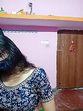 Cute-Simmi online show from 12.25.24