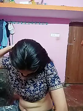 Cute-Simmi online show from 01.08.25