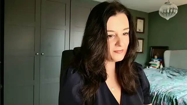 flatwhite0 online show from 02.09.26