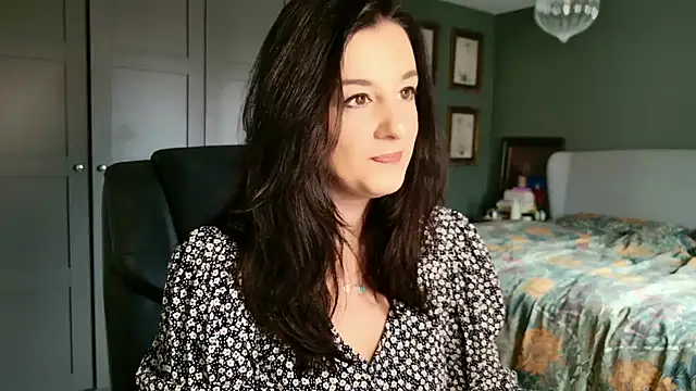 flatwhite0 online show from 03.02.26