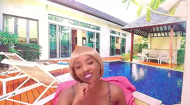 EbonyCreamy69 online show from 02.11.25