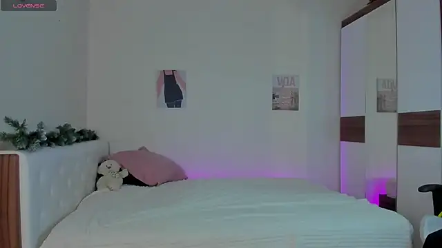 tender babyy online show from 01.28.25