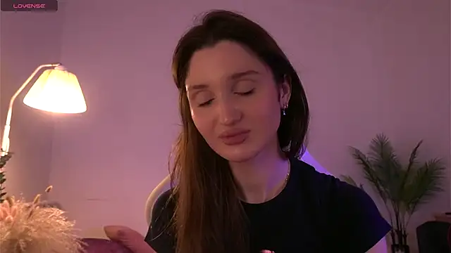 tender babyy online show from 12.18.25