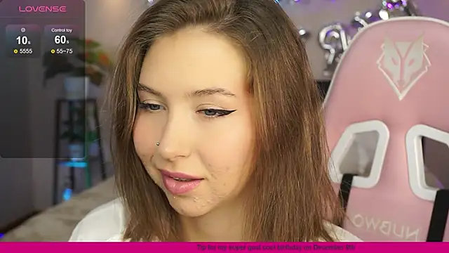 LinaSiren online show from 12.08.24