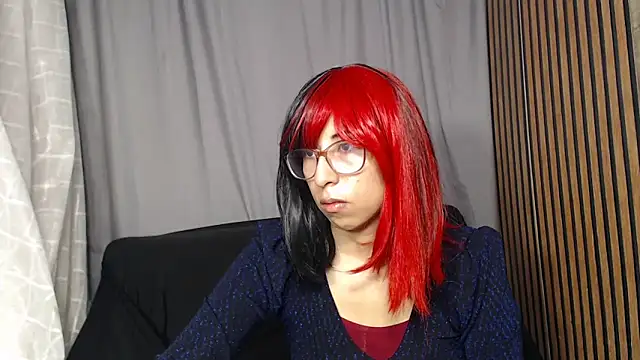 Snapshot of MirandaSingle chatting on 05.15.26 MirandaSingle online show from 05.15.26