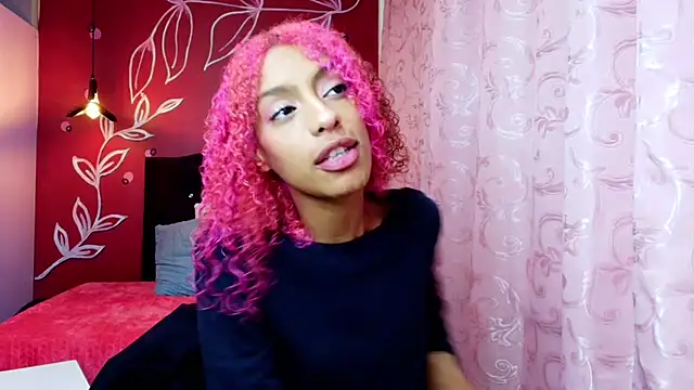 Zia Green online show from 03.21.25