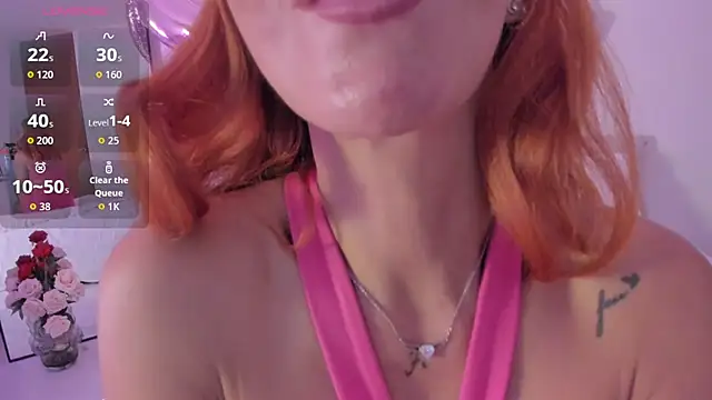 Snapshot of AvaCollinss chatting on 11.14.25 AvaCollinss online show from 11.14.25