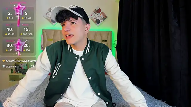 Snapshot of patrick_sanzz chatting on 02.26.25 patrick sanzz online show from 02.26.25