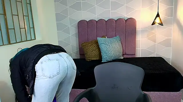 Asly Morgan online show from 01.17.25