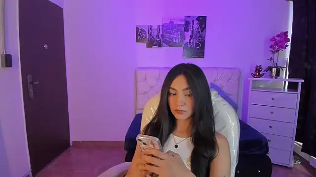 Amy Kiitty  online show from 02.25.26