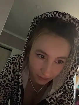 viviandaimond1 online show from 02.18.25