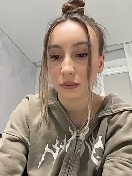 viviandaimond1 online show from 04.17.26