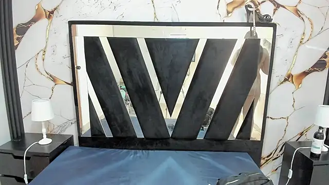 Snapshot of KarinaSimonz chatting on 10.14.25 KarinaSimonz online show from 10.14.25