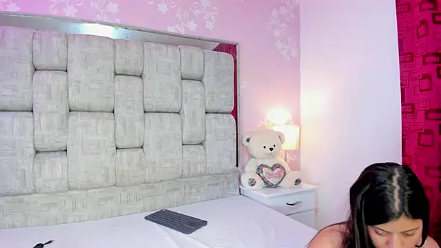 KarinaSimonz online show from 03.11.26