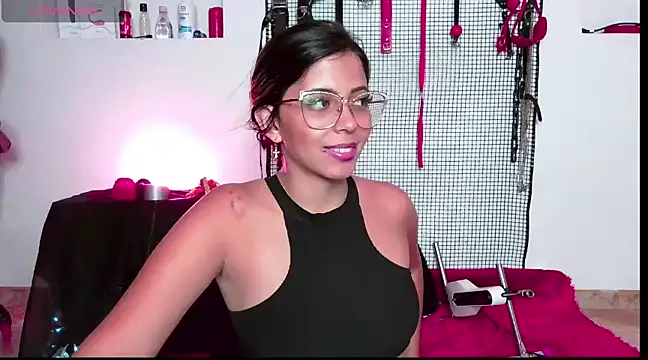 Snapshot of Megaan_Greey chatting on 01.09.25 Megaan Greey online show from 01.09.25