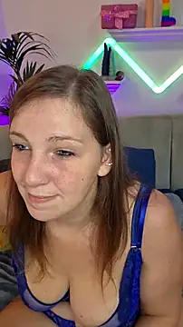 AmazingCurvy online show from 09.08.25