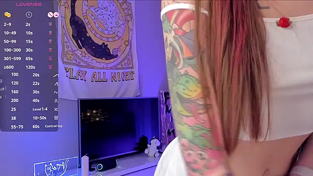 Marta May  online show from 03.16.25