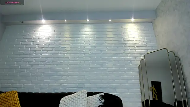 KatieNolan 1 online show from 02.08.25