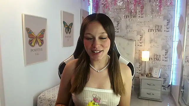 Ivyy Crystal online show from 01.27.25