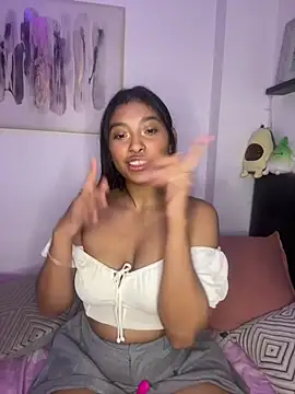 Isabella fasilier online show from 02.05.25