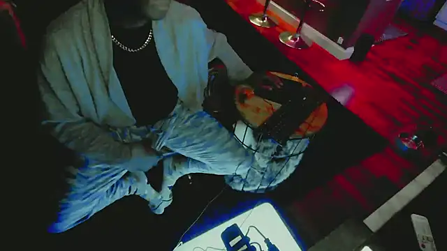 Pressure69mee online show from 02.01.25