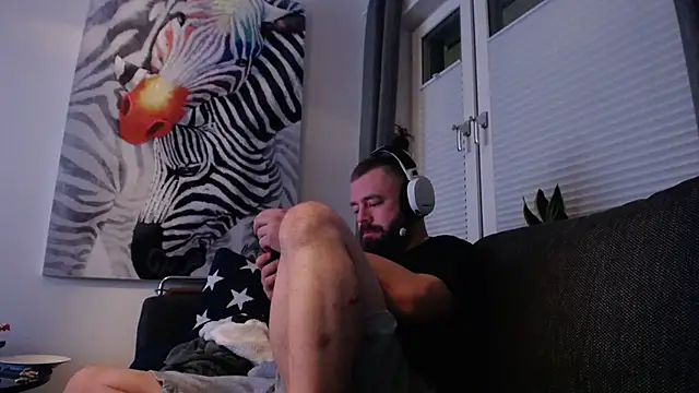 Snapshot of Sebuleczek chatting on 12.03.24 Sebuleczek online show from 12.03.24