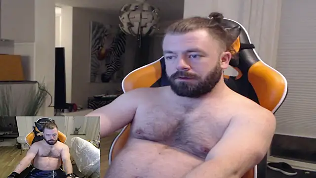 Snapshot of Sebuleczek chatting on 02.28.25 Sebuleczek online show from 02.28.25