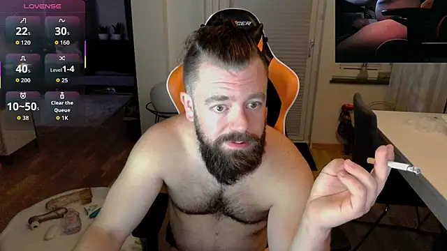 Snapshot of Sebuleczek chatting on 09.29.25 Sebuleczek online show from 09.29.25