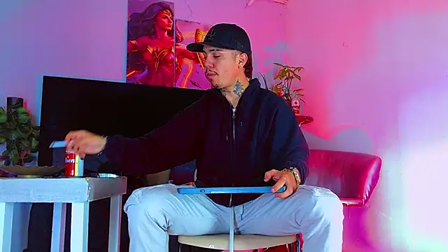 HannibalLester online show from 12.18.25