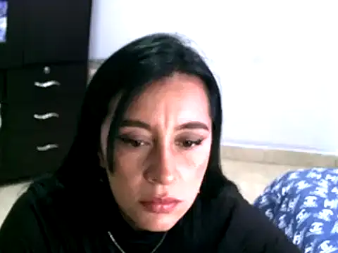 Snapshot of hailey85 chatting on 01.18.25 hailey85 online show from 01.18.25