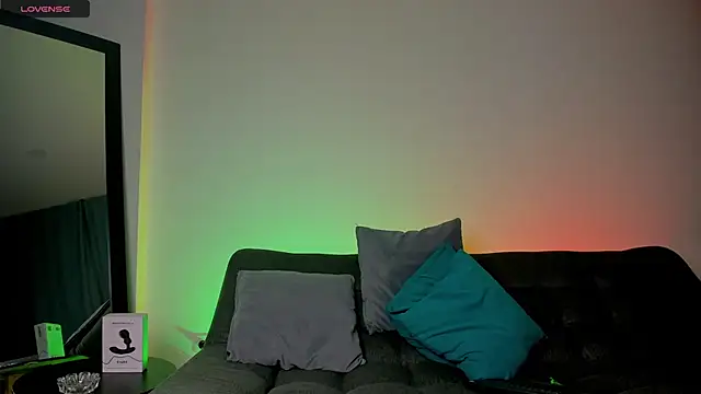 Snapshot of maximusclark1 chatting on 02.21.25 maximusclark1 online show from 02.21.25