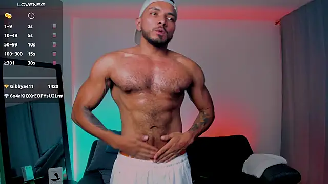 Snapshot of maximusclark1 chatting on 03.03.25 maximusclark1 online show from 03.03.25