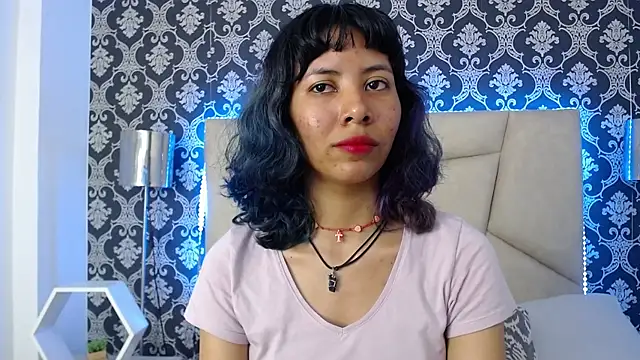 Akane Uwu online show from 03.12.25