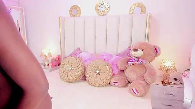 evangelin ts online show from 10.15.25