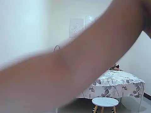 naughtywife811 online show from 12.20.25