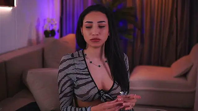 GinaValentinna online show from 03.17.25